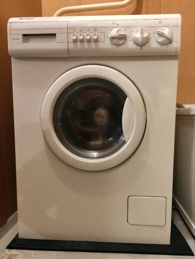 Лот: 14985534. Фото: 1. Стиральная машина Indesit WDS... Стиральные машины