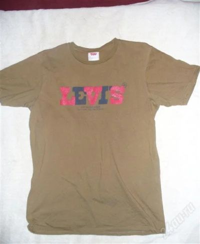 Лот: 2396155. Фото: 1. футболка Levis. Футболки, поло