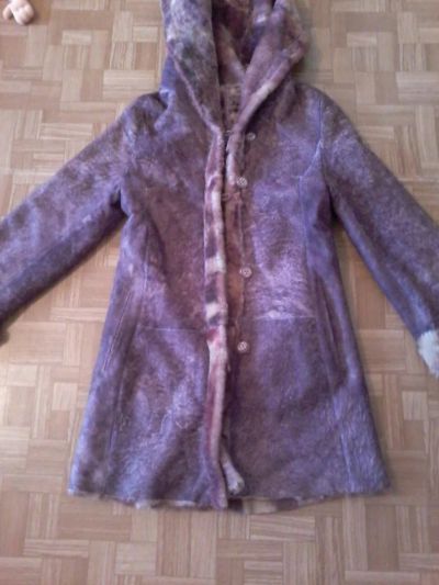 Лот: 8293543. Фото: 1. Продам детскую дубленку. Верхняя одежда