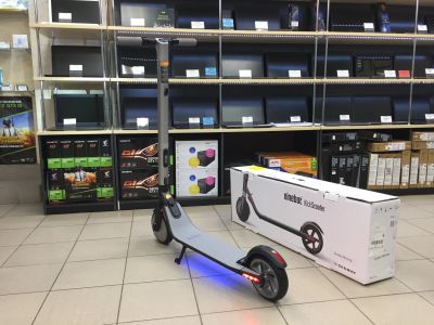 Лот: 12750608. Фото: 1. Электросамокат Ninebot KickScooter... Электросамокаты, гироскутеры, сигвеи