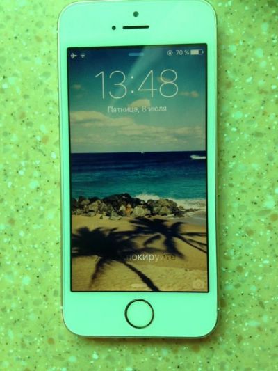 Лот: 7819493. Фото: 1. Продам iPhone 5s Gold Edition... Смартфоны
