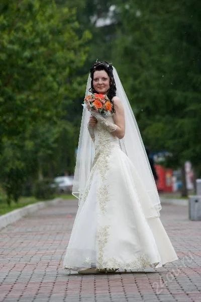 Лот: 131448. Фото: 1. Свадебное платье. Другое (свадебная мода)