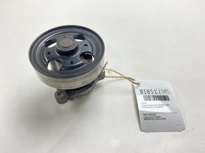 Лот: 21542769. Фото: 1. Помпа Nissan Primera 2004 210106N226... Двигатель и элементы двигателя