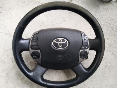 Лот: 16096264. Фото: 1. Руль Toyota Prius NHW20. Мультируль. Ходовая, подвеска, рулевое управление