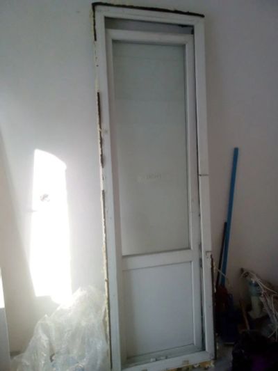 Лот: 17265810. Фото: 1. Дверь пластиковая, балконная. Двери входные