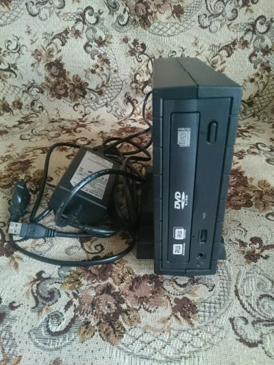 Лот: 9752346. Фото: 1. Внешний DVD-RW Liteon SOHW-1673SX. Приводы CD, DVD, BR, FDD