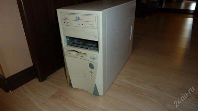 Лот: 1515980. Фото: 1. Системный блок Pentium 3 866 Мгц. Компьютеры в сборе