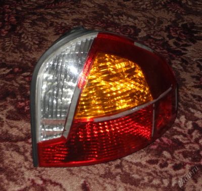 Лот: 5715632. Фото: 1. Задняя правая фара на Hyundai... Оптика и освещение