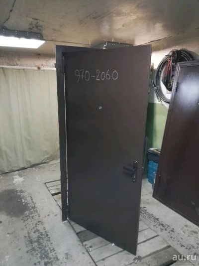 Лот: 13055404. Фото: 1. Дверь входная металлические. Двери входные