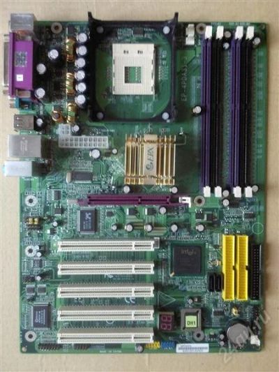 Лот: 2345112. Фото: 1. Материнская плата EPoX EP-4PDA3I-3. Материнские платы