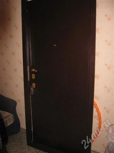 Лот: 686821. Фото: 1. Продам металлическую дверь.производство... Фурнитура, комплектующие