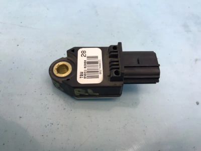Лот: 24308466. Фото: 1. датчик airbag toyota corolla E150. Двигатель и элементы двигателя
