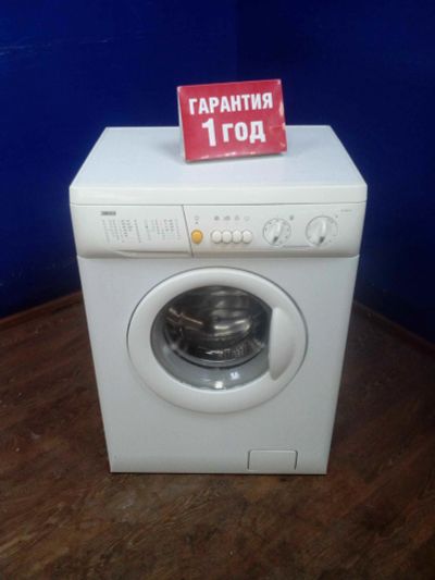 Лот: 14012065. Фото: 1. Стиральная машина zanussi fv 825... Стиральные машины