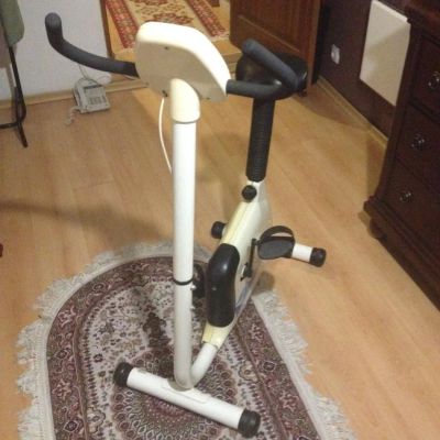 Лот: 10046571. Фото: 1. Велотренажер VivaFit. Велотренажеры