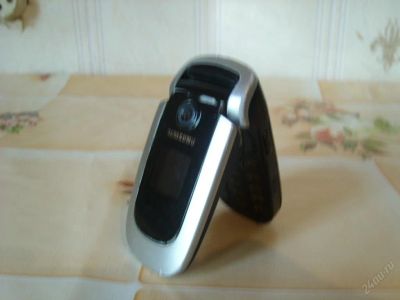 Лот: 81075. Фото: 1. Samsung X660. Кнопочные мобильные телефоны