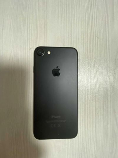 Лот: 16098606. Фото: 1. iPhone 7. Смартфоны