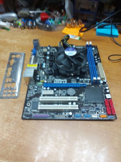 Лот: 25810356. Фото: 1. Комплект Core i3-550/ASRock H55M-LE. Комплекты запчастей