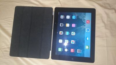 Лот: 4292365. Фото: 1. Ipad 2 16 gb wifi + iCover. Планшеты
