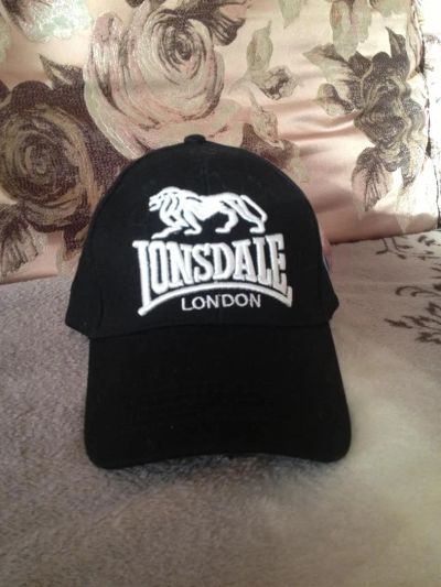 Лот: 3877046. Фото: 1. Кепка Lonsdale London. Головные уборы