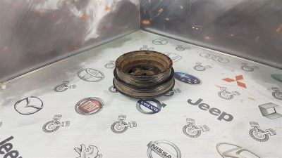 Лот: 23590916. Фото: 1. Шкив коленвала Nissan Elgrand... Двигатель и элементы двигателя