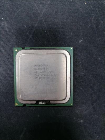 Лот: 18350178. Фото: 1. б/у Процессор Intel® Celeron... Процессоры