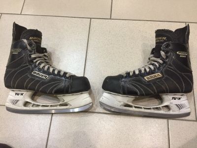 Лот: 12462318. Фото: 1. Хоккейные коньки Bauer 8090 размер... Защита тела
