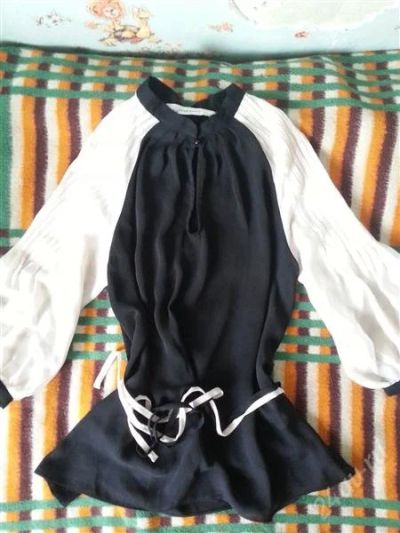Лот: 2954203. Фото: 1. Блузка ZARA. Блузы, рубашки, водолазки