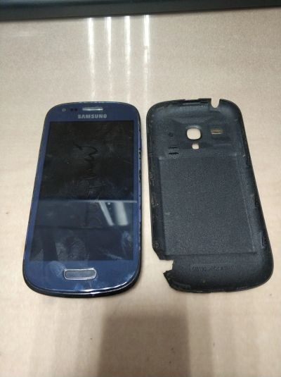 Лот: 18948319. Фото: 1. №1510 Samsung galaxy s3 mini i8190. Смартфоны