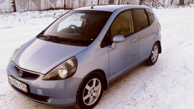 Лот: 6503830. Фото: 1. Honda FiT 2002. Автомобили