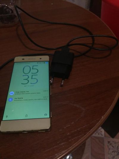 Лот: 10318897. Фото: 1. Sony xperia xa. Смартфоны