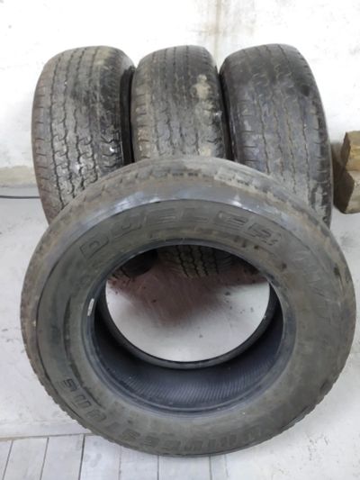 Лот: 17567961. Фото: 1. Bridgestone dueler 265 65 17. Шины