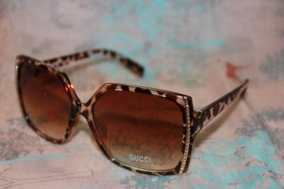 Лот: 4022622. Фото: 1. Солнцезащитные очки GUCCI. Модель... Очки солнцезащитные