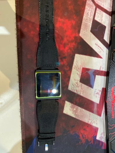 Лот: 15480840. Фото: 1. iPod nano 6 часы. Оригинальные наручные часы