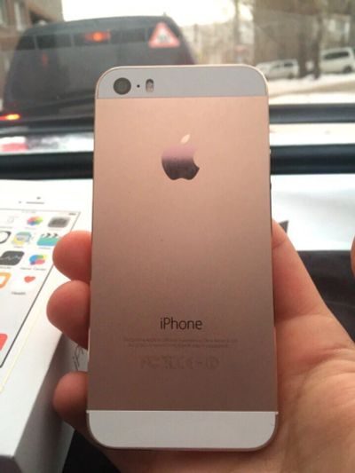 Лот: 11082035. Фото: 1. Iphone 5s 16Gb Золото. Смартфоны