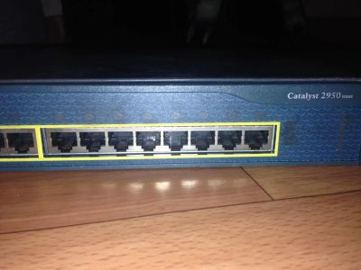 Лот: 6290271. Фото: 1. cisco ws-2950-24 24 100 мб порта. Коммутаторы