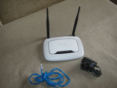 Лот: 17371627. Фото: 1. Роутер TP-Link. Маршрутизаторы (роутеры)