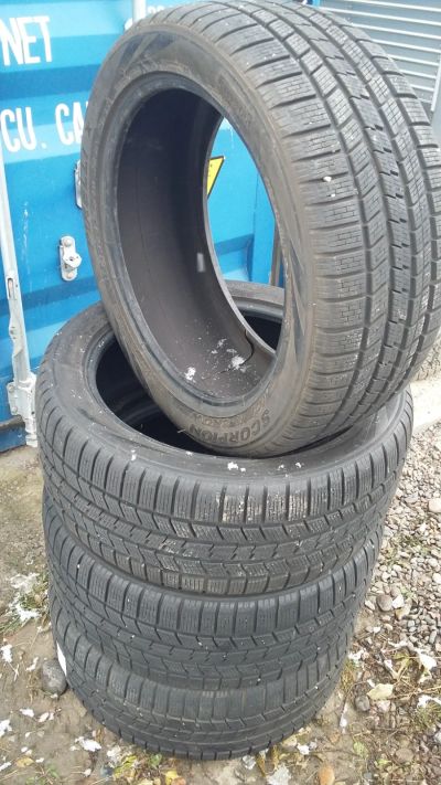Лот: 17090698. Фото: 1. Pirelli 265/45R20 Scorpion Ice... Шины