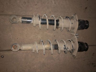 Лот: 16741608. Фото: 1. Стойки в сборе стояли на Toyota... Ходовая, подвеска, рулевое управление