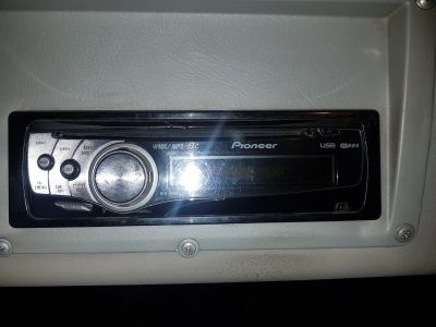 Лот: 14761518. Фото: 1. Pioneer deh 50ub. Автомагнитолы