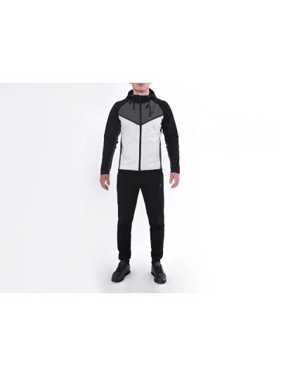 Лот: 16768323. Фото: 1. 4 Спортивный костюм nike. Спортивные костюмы