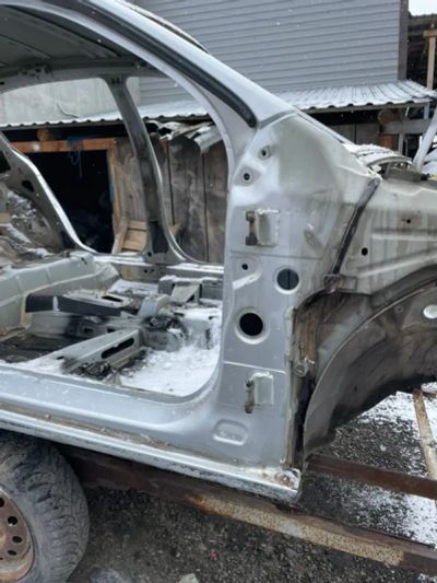 Лот: 22459506. Фото: 1. стойка кузова Opel Astra L48. Кузов