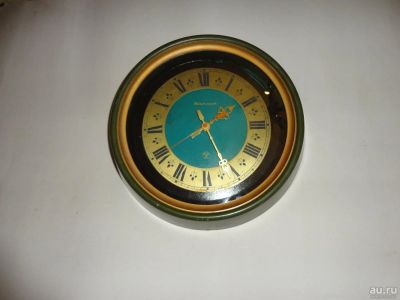 Лот: 9075927. Фото: 1. Настенные часы "Янтарь" Советские... Предметы интерьера и быта