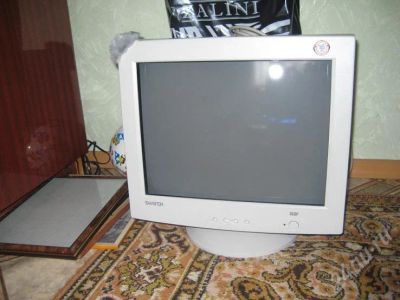 Лот: 321653. Фото: 1. монитор Samsung 76DF - 17". ЭЛТ-мониторы