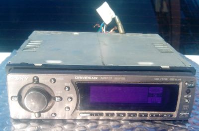 Лот: 7588420. Фото: 1. магнитола sony CDX-F7750. Автомагнитолы