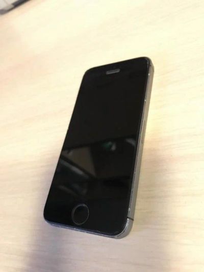Лот: 10983029. Фото: 1. iPhone 5s. Смартфоны