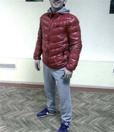 Лот: 1729159. Фото: 1. nike пуховик состояние нового... Верхняя одежда