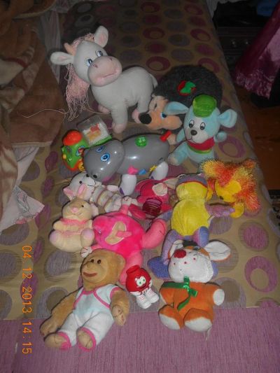 Лот: 3477541. Фото: 1. продам пакет детских игрушек с... Другое (игрушки)