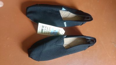 Лот: 22227756. Фото: 1. Томсы Toms новые 39размер. Другое (женская обувь)