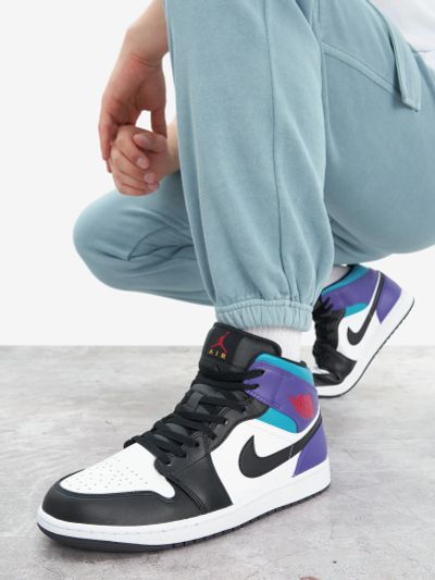 Лот: 24285279. Фото: 1. Кеды мужские Nike Air Jordan 1... Кеды, кроссовки, слипоны