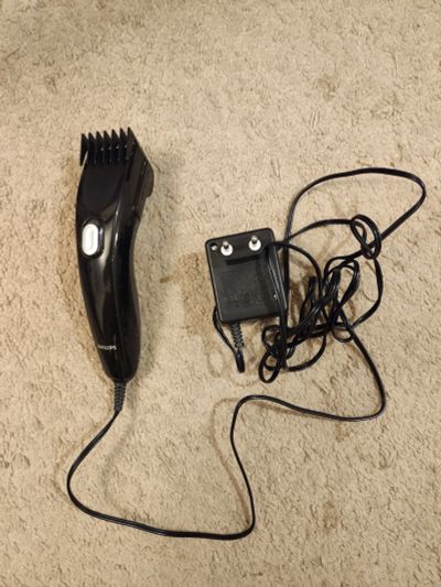 Лот: 18312746. Фото: 1. Машинка для стрижки Philips повторно. Укладка и стрижка волос, бритьё, эпиляция